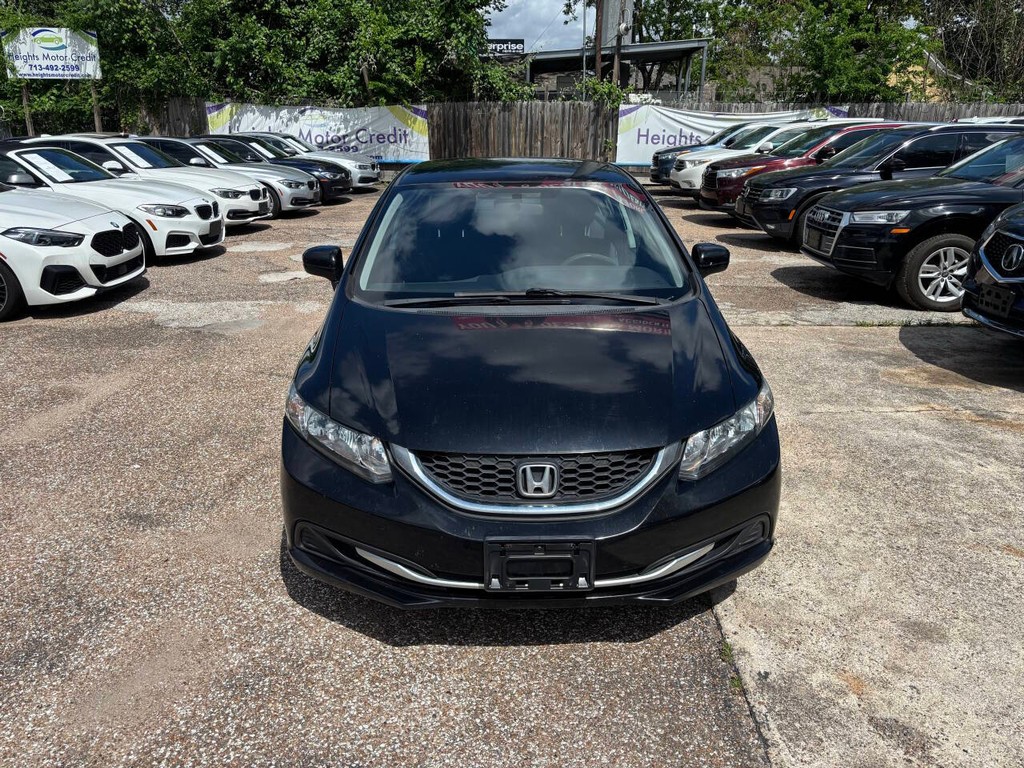 Honda Civic Sedan Vehicle Full-screen Gallery Image 02
