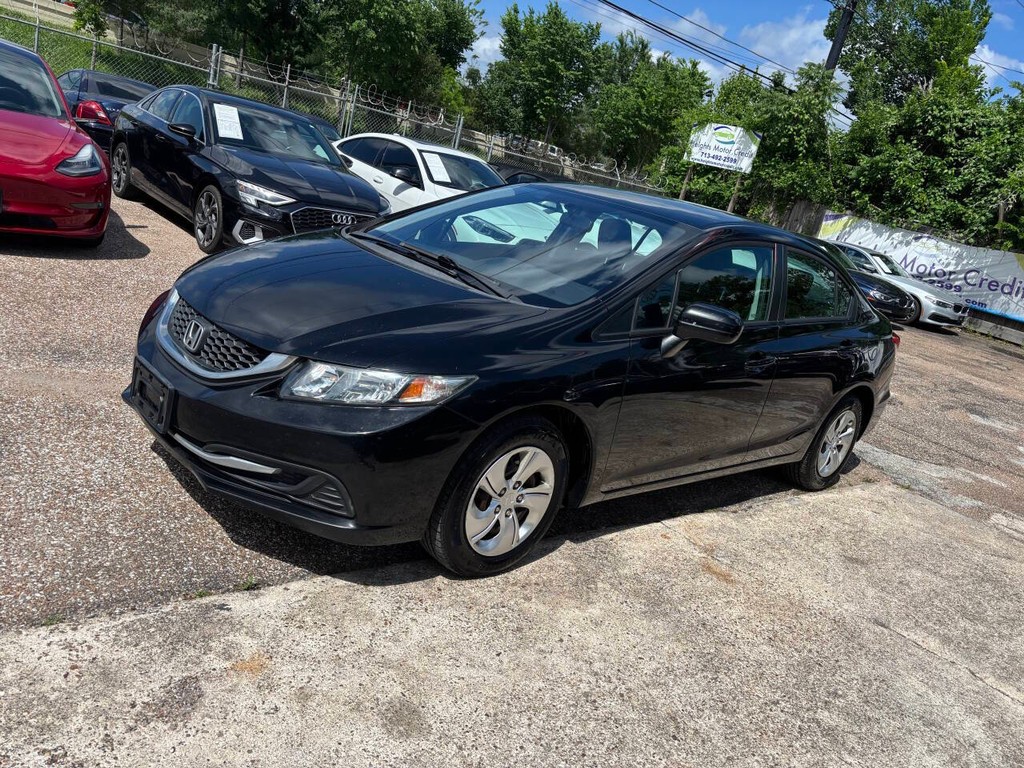 Honda Civic Sedan Vehicle Full-screen Gallery Image 03
