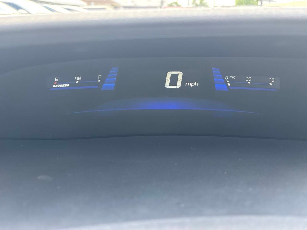 Honda Civic Sedan Vehicle Full-screen Gallery Image 26