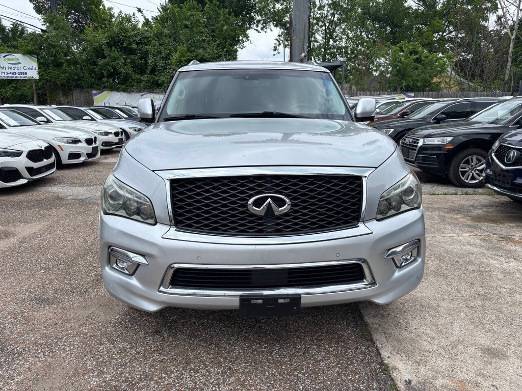 INFINITI QX80 Vehicle Full-screen Gallery Image 02