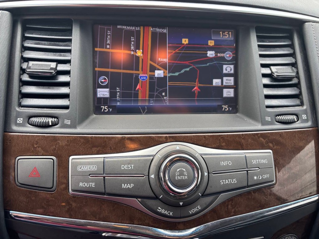 INFINITI QX80 Vehicle Full-screen Gallery Image 23