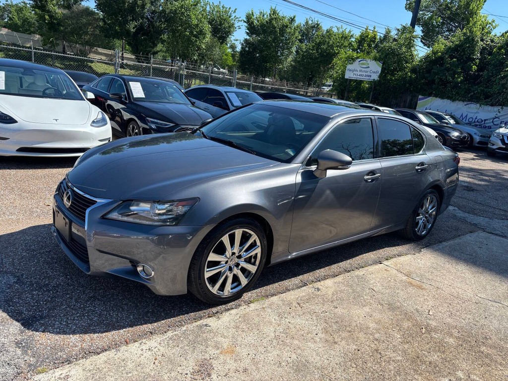 Lexus GS 350 Vehicle Full-screen Gallery Image 04