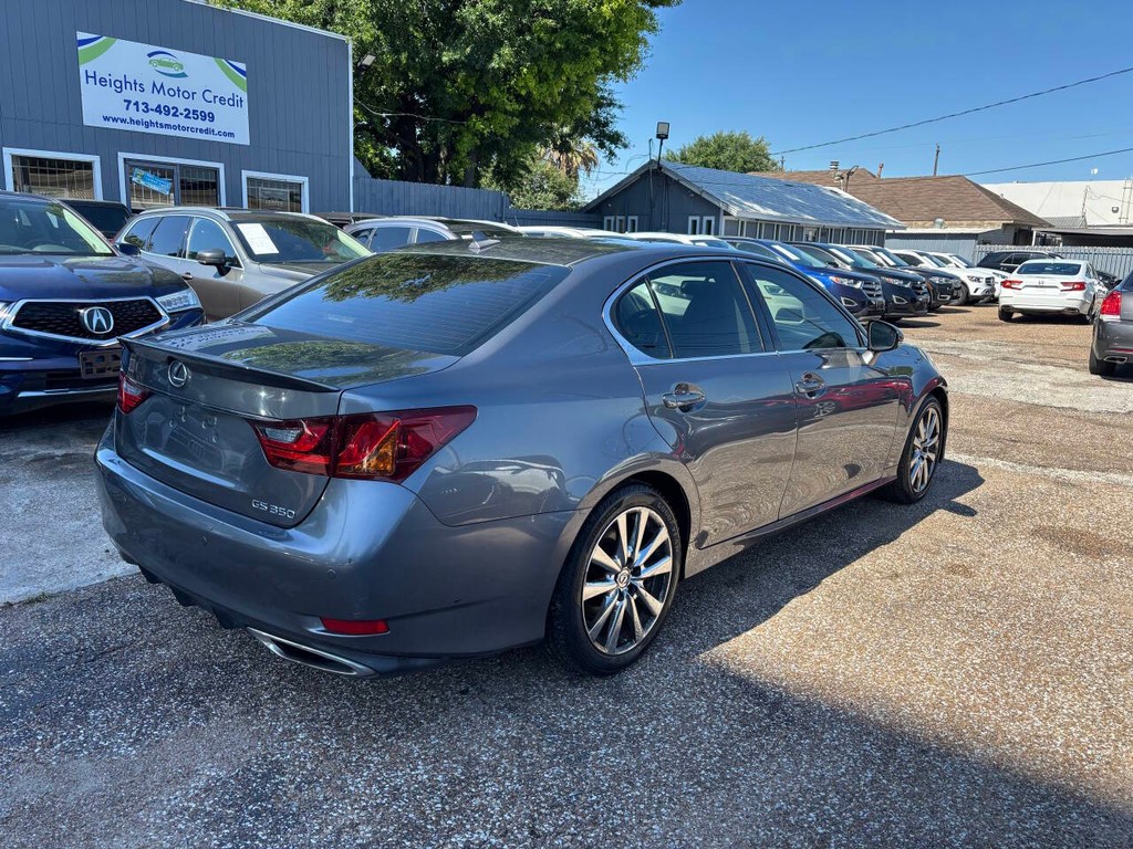 Lexus GS 350 Vehicle Full-screen Gallery Image 07