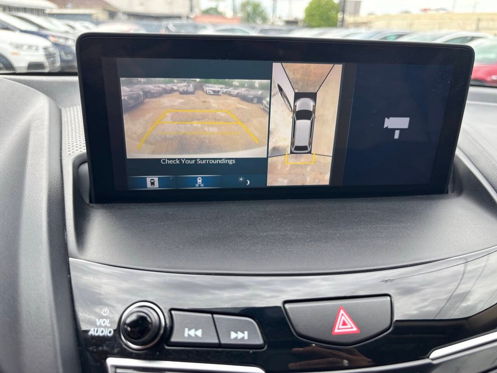 Acura RDX Vehicle Full-screen Gallery Image 23