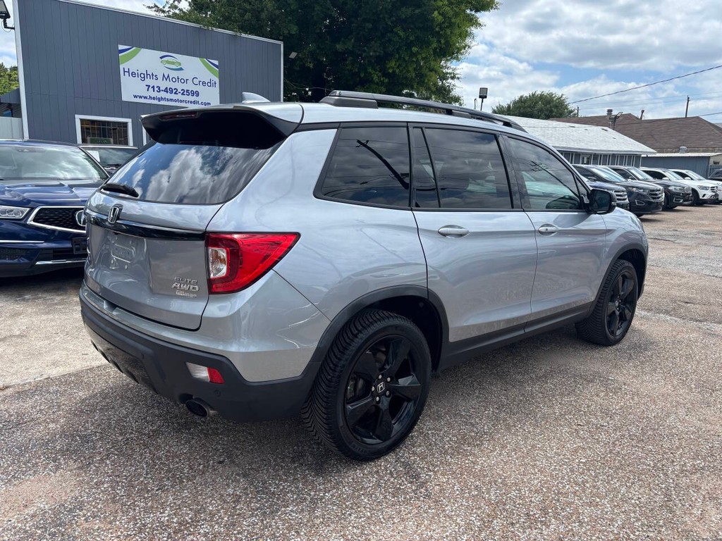 Honda Passport Vehicle Full-screen Gallery Image 07