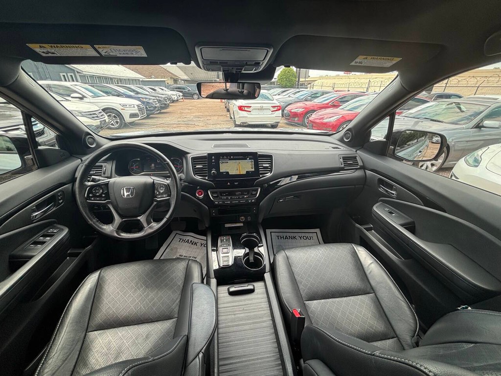 Honda Passport Vehicle Full-screen Gallery Image 19