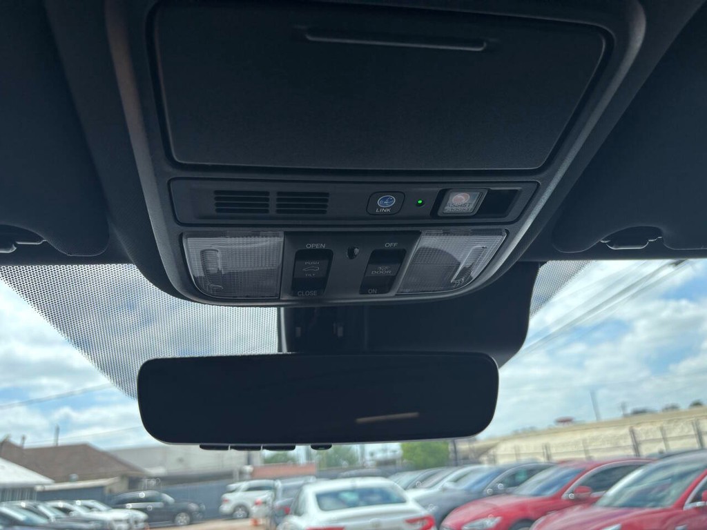 Honda Passport Vehicle Full-screen Gallery Image 28