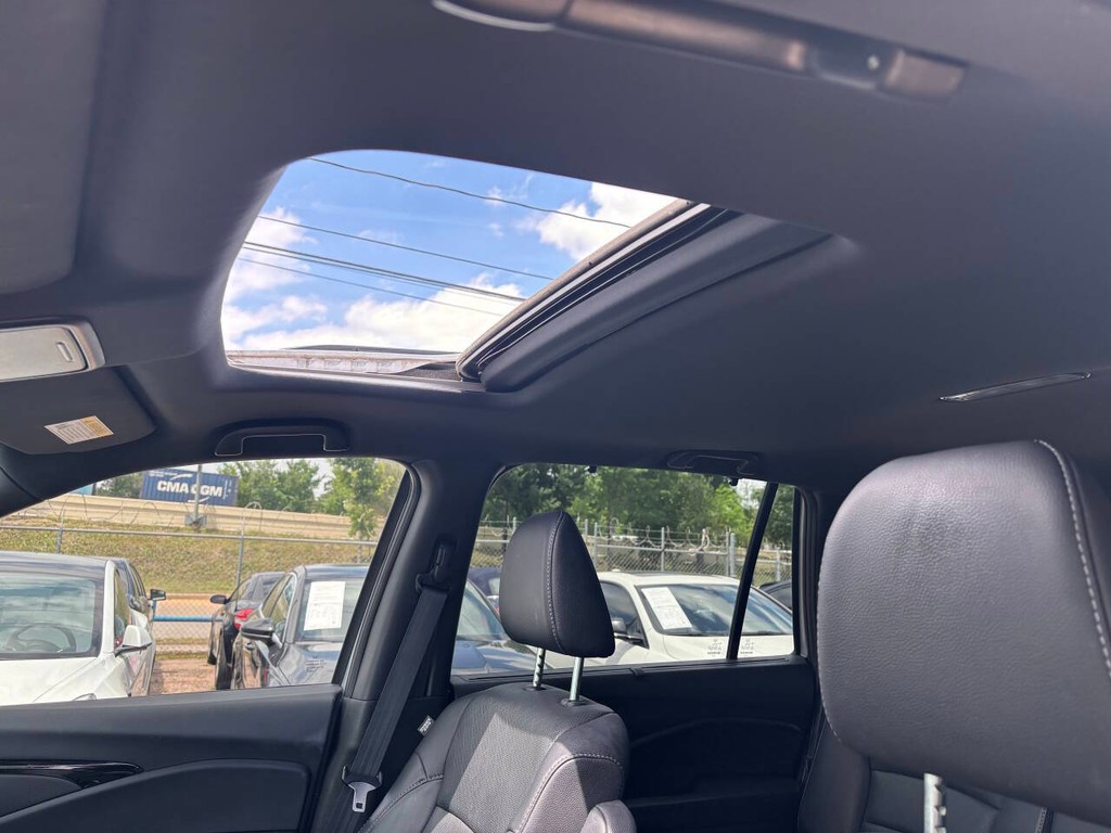 Honda Passport Vehicle Full-screen Gallery Image 29