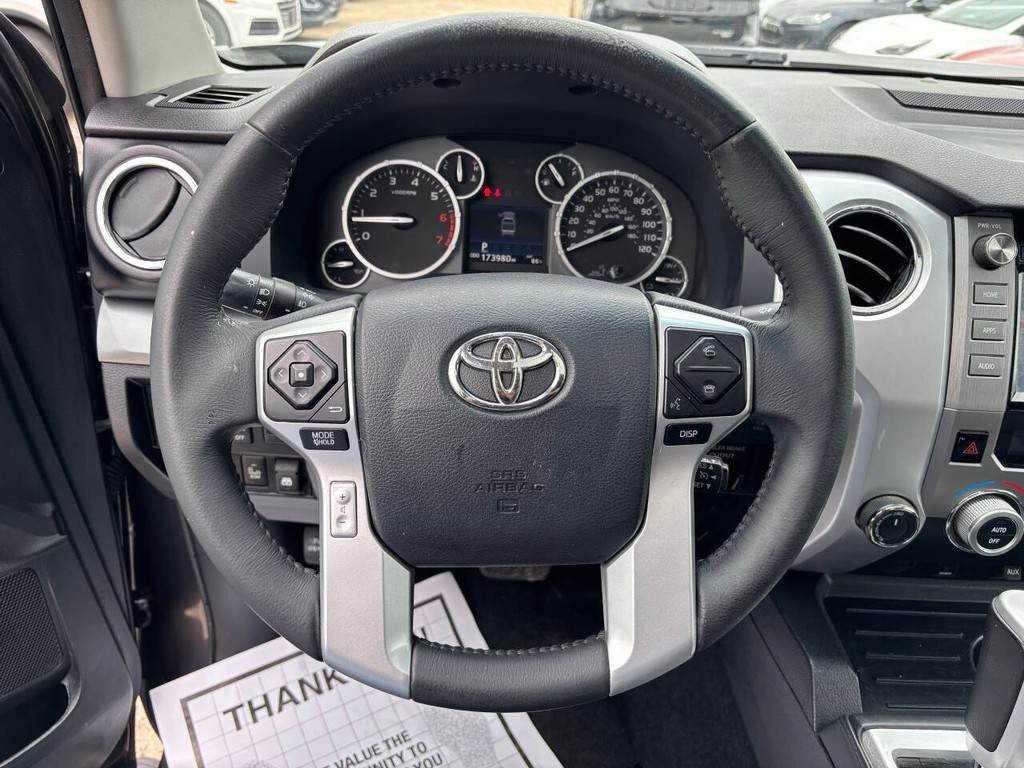 Toyota Tundra 4WD Vehicle Full-screen Gallery Image 23