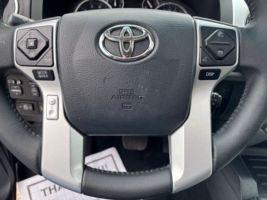 Toyota Tundra 4WD Vehicle Full-screen Gallery Image 24