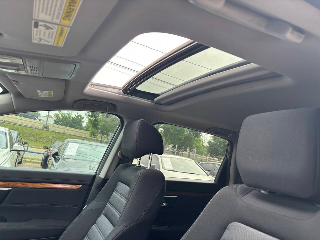 Honda CR-V Vehicle Full-screen Gallery Image 30
