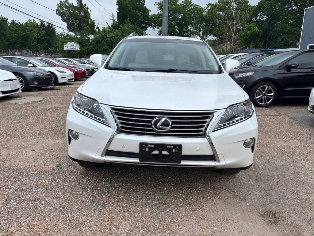 Lexus RX 350 Vehicle Full-screen Gallery Image 02