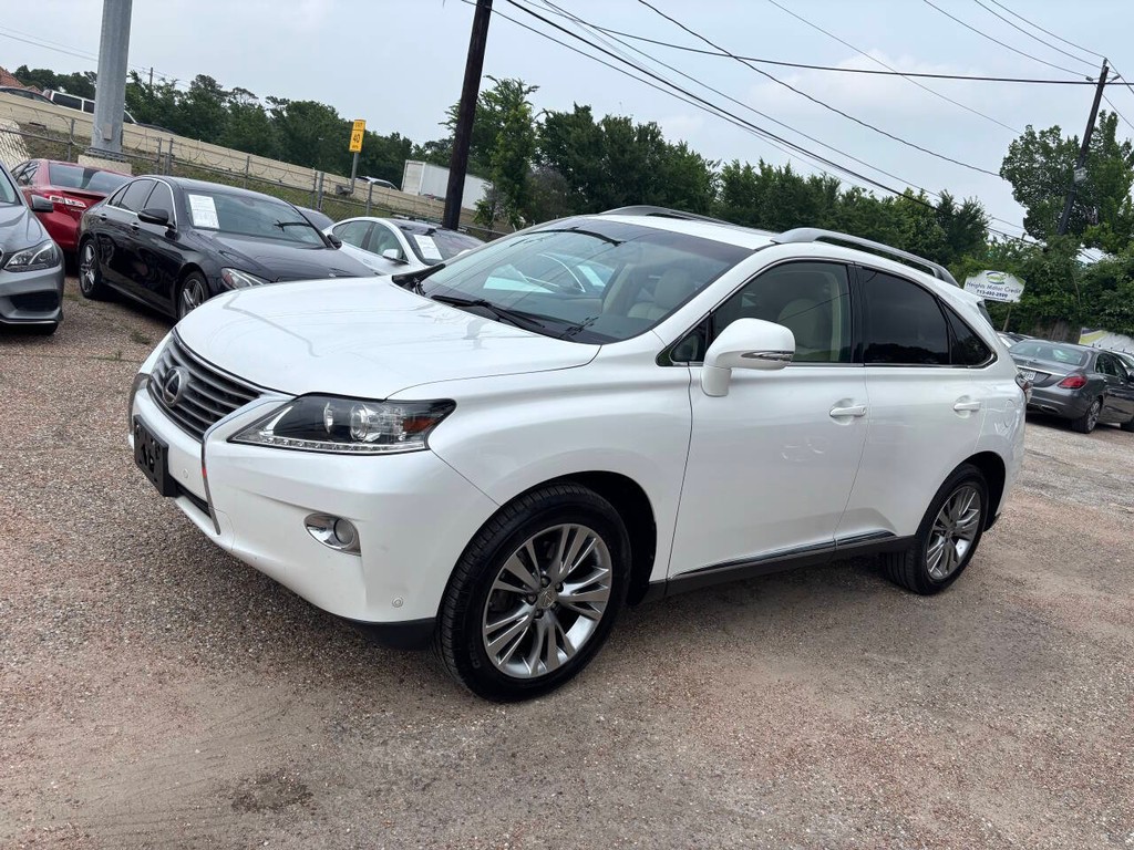 Lexus RX 350 Vehicle Full-screen Gallery Image 04