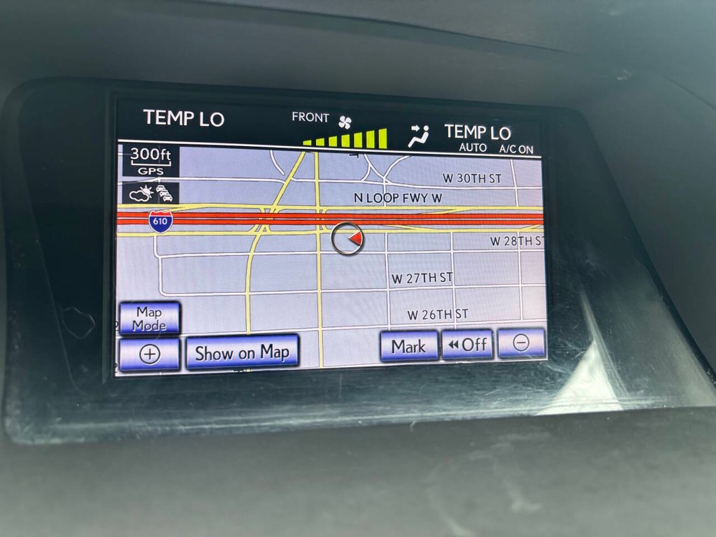 Lexus RX 350 Vehicle Full-screen Gallery Image 21