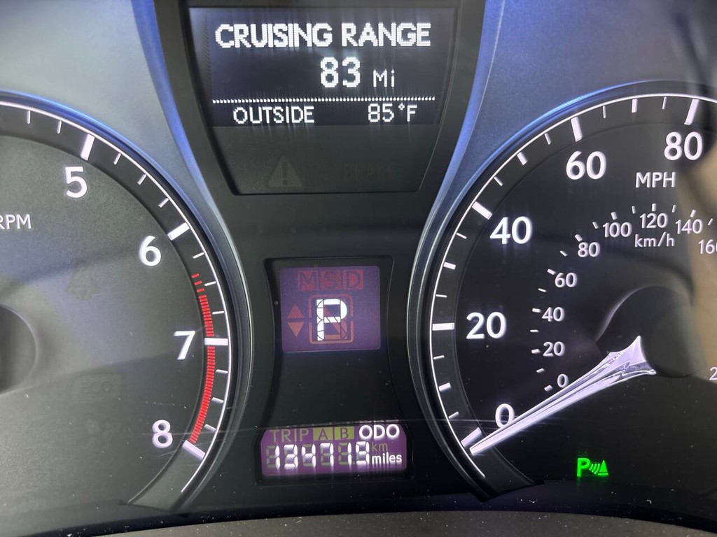 Lexus RX 350 Vehicle Full-screen Gallery Image 32