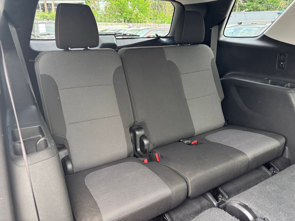 Chevrolet Traverse Vehicle Full-screen Gallery Image 19
