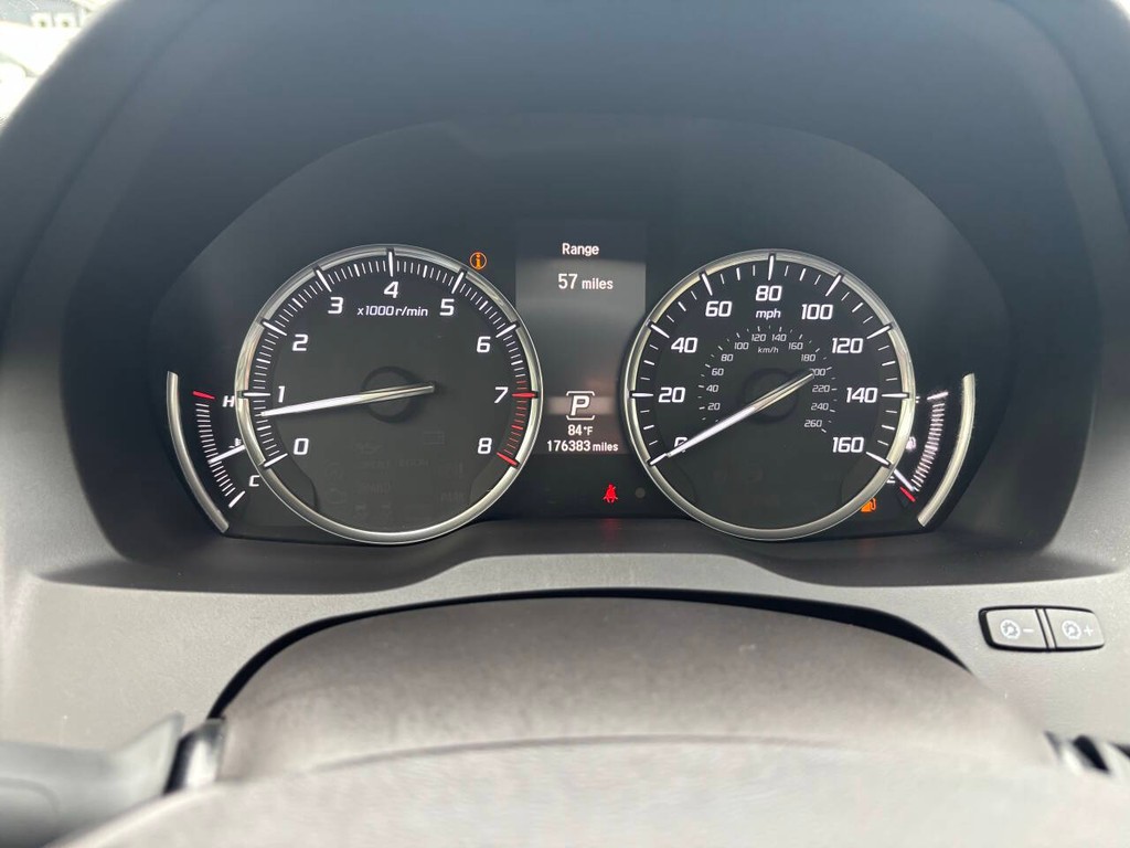 Acura MDX Vehicle Full-screen Gallery Image 32