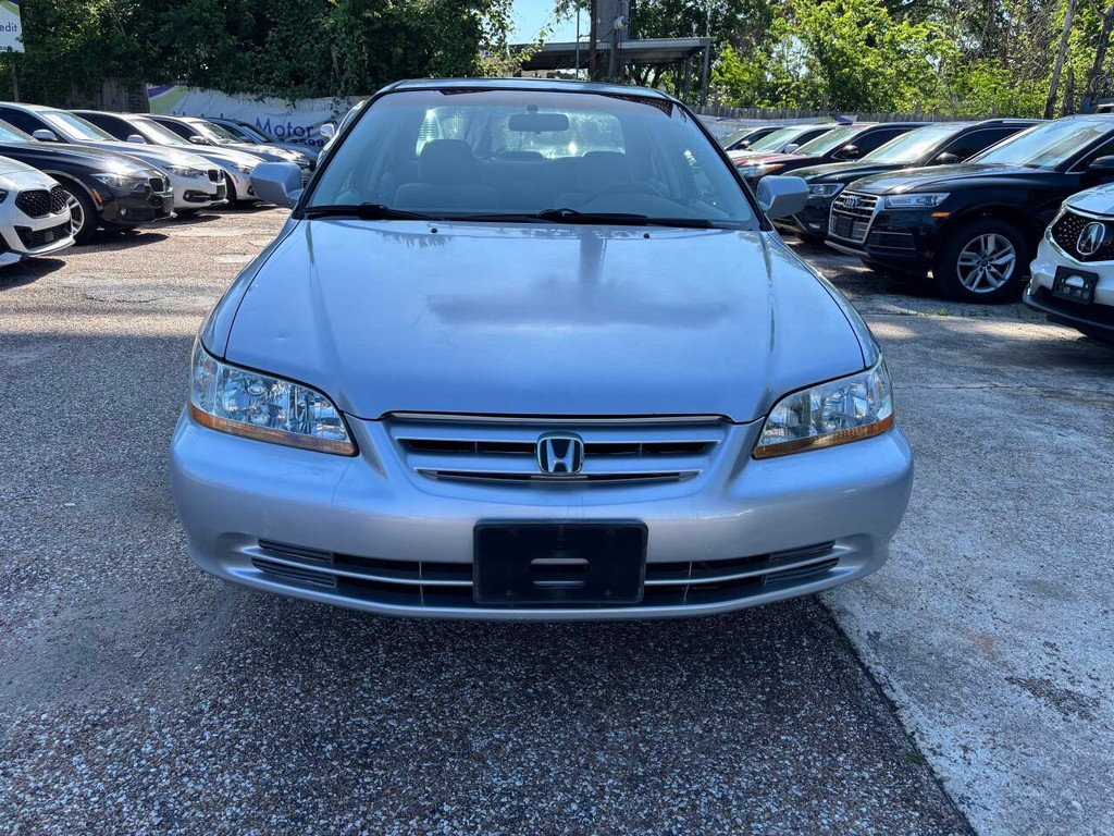 Honda Accord Sedan Vehicle Full-screen Gallery Image 03