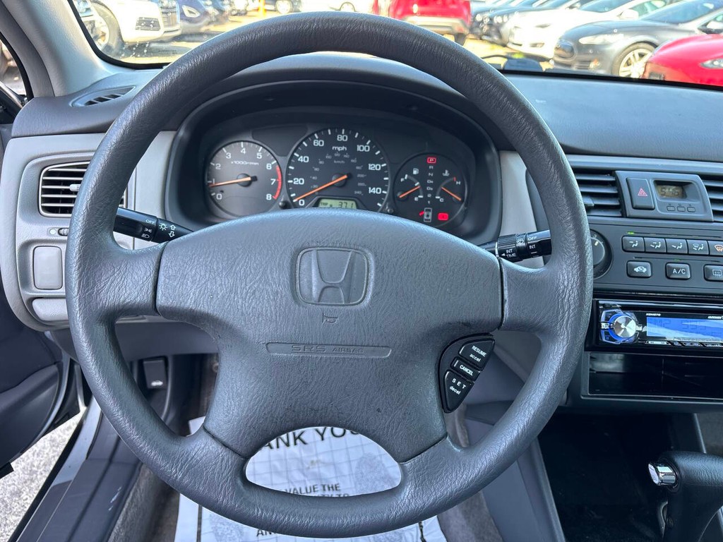 Honda Accord Sedan Vehicle Full-screen Gallery Image 22