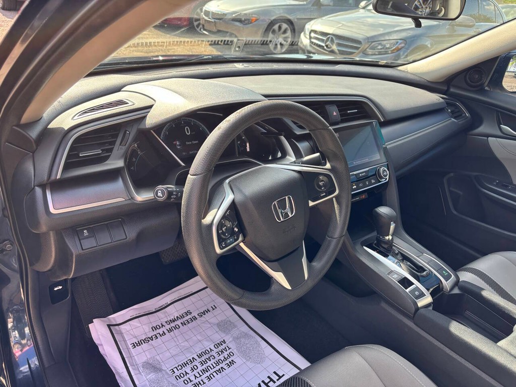 Honda Civic Sedan Vehicle Full-screen Gallery Image 08