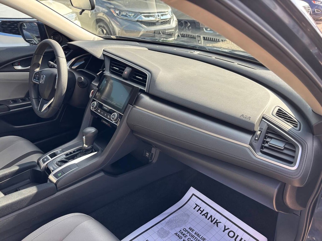 Honda Civic Sedan Vehicle Full-screen Gallery Image 11