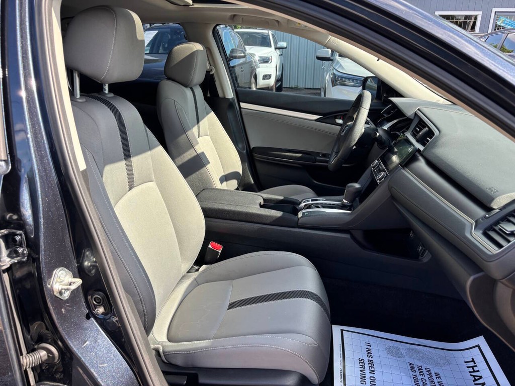Honda Civic Sedan Vehicle Full-screen Gallery Image 12