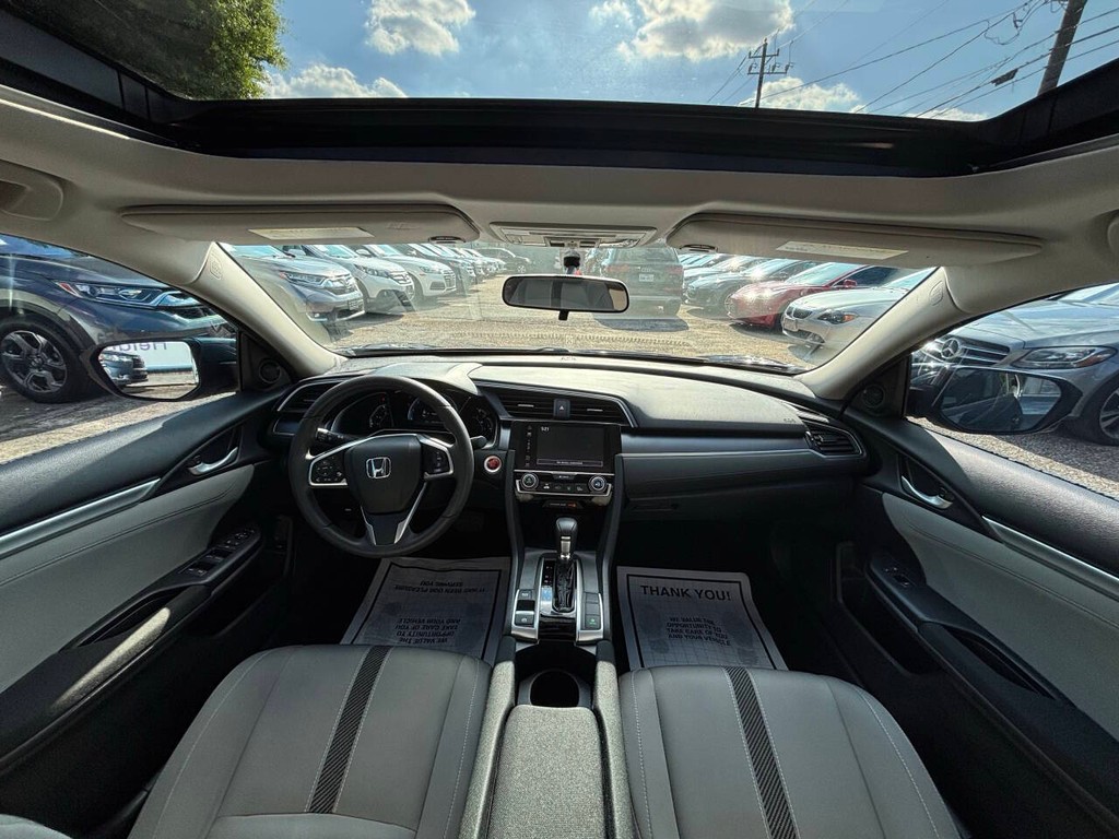 Honda Civic Sedan Vehicle Full-screen Gallery Image 18