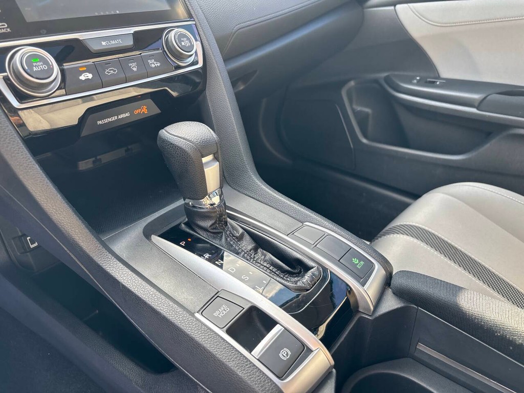 Honda Civic Sedan Vehicle Full-screen Gallery Image 22