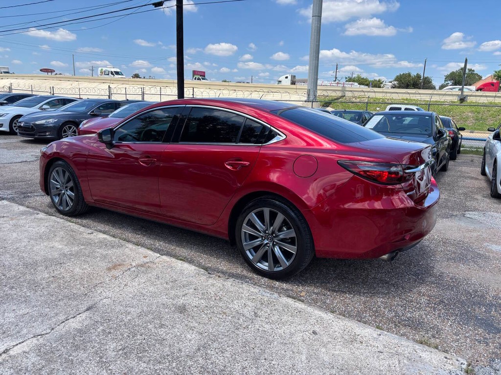 Mazda MAZDA6 Vehicle Full-screen Gallery Image 05