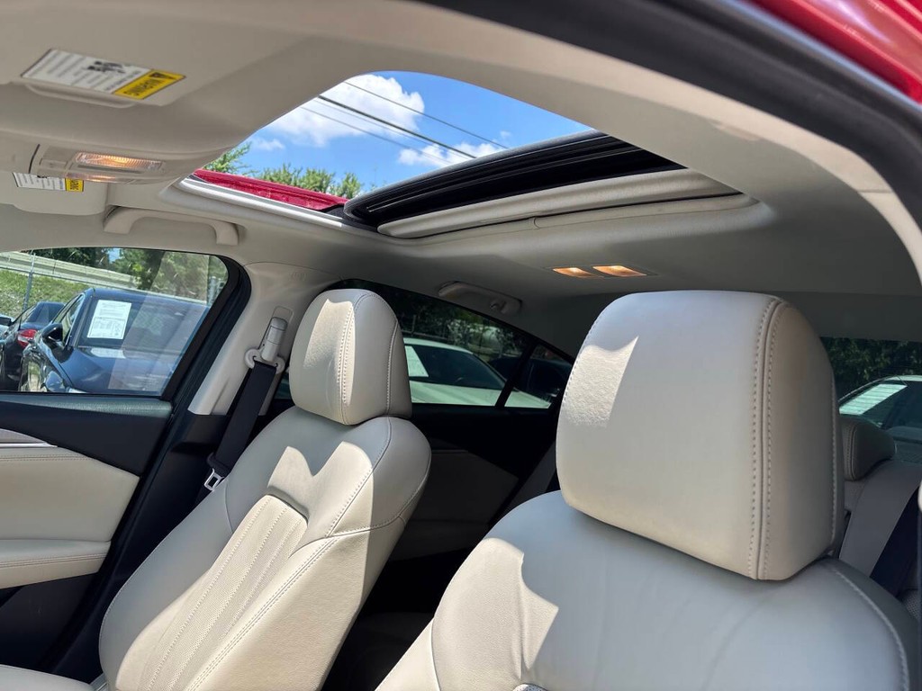 Mazda MAZDA6 Vehicle Full-screen Gallery Image 30