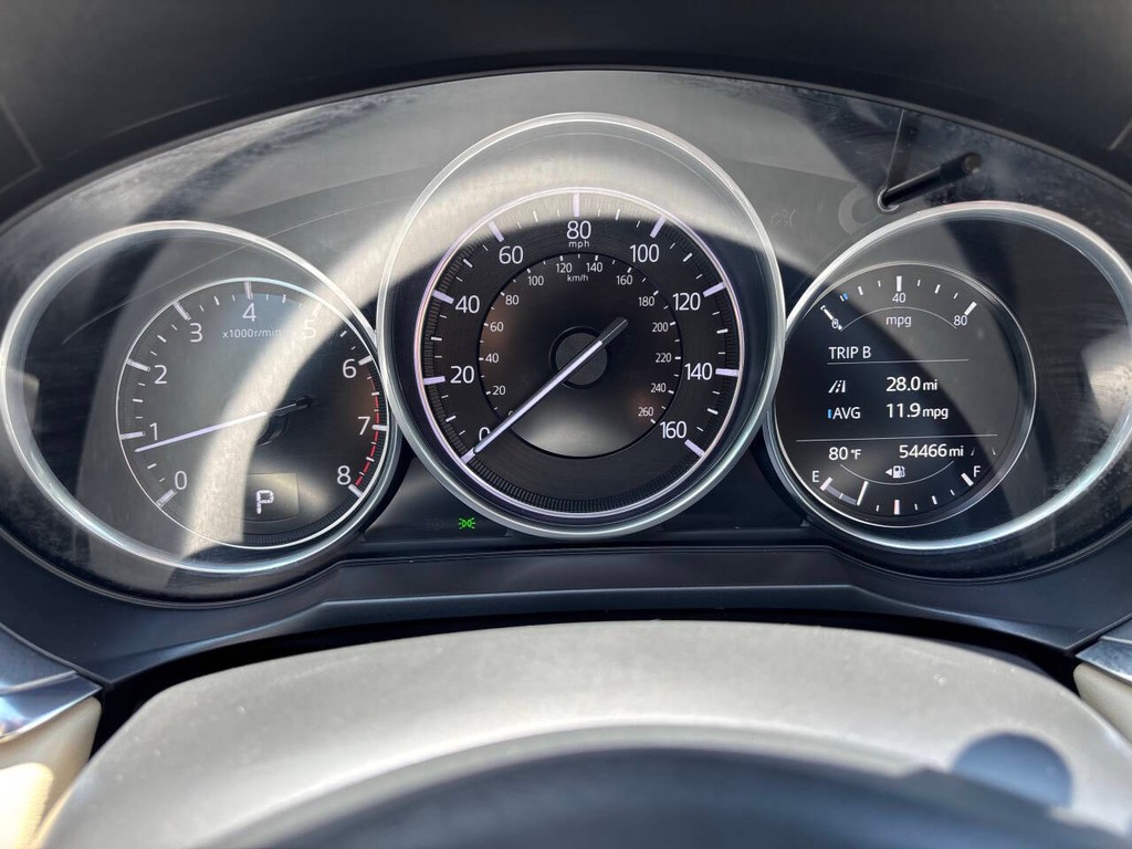 Mazda MAZDA6 Vehicle Full-screen Gallery Image 31