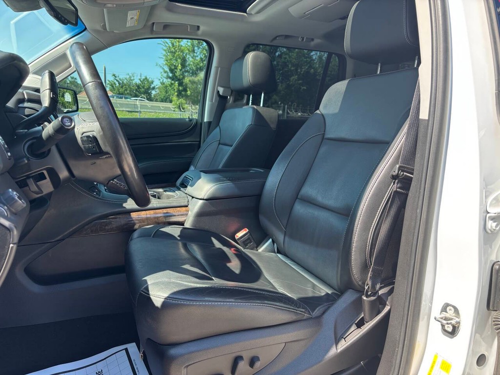 Chevrolet Tahoe Vehicle Full-screen Gallery Image 09