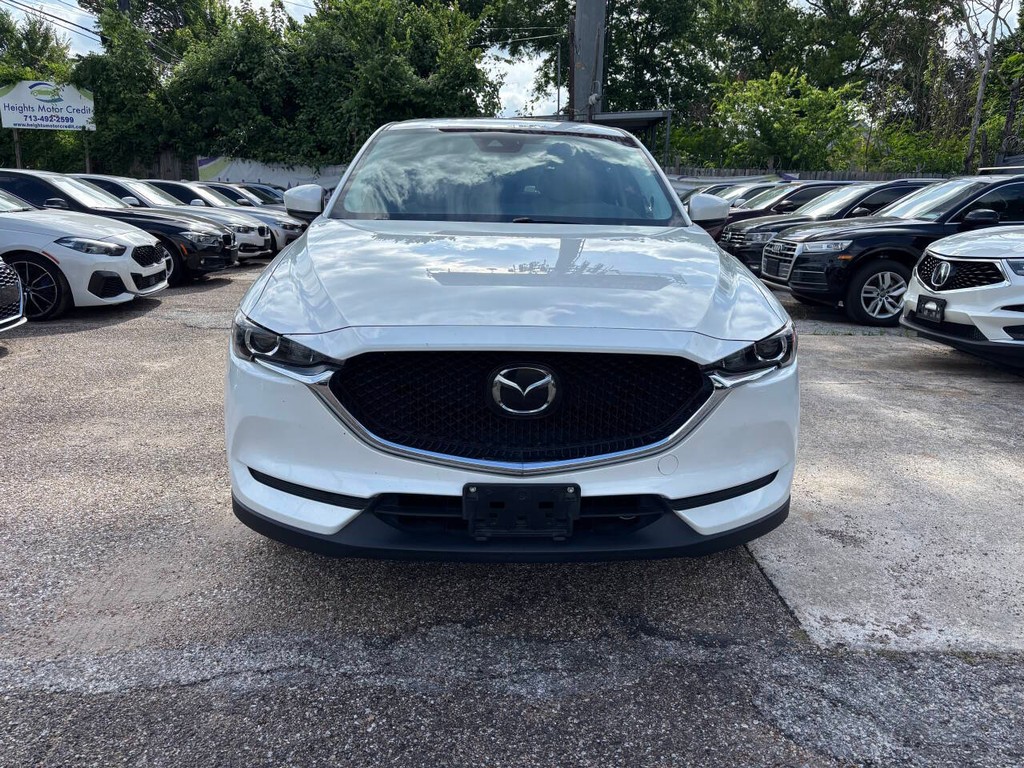 Mazda CX-5 Vehicle Full-screen Gallery Image 02