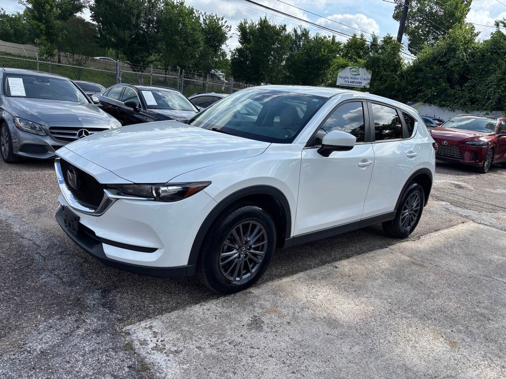 Mazda CX-5 Vehicle Full-screen Gallery Image 04