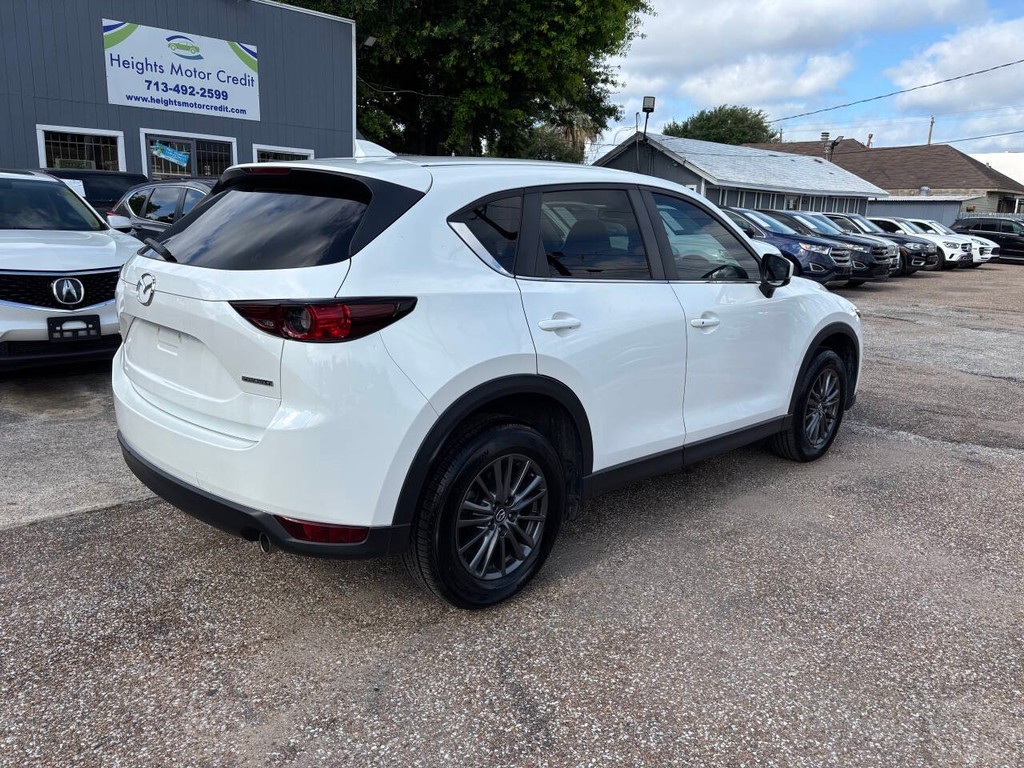 Mazda CX-5 Vehicle Full-screen Gallery Image 07