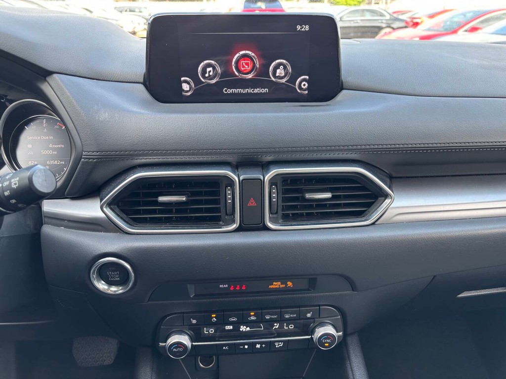 Mazda CX-5 Vehicle Full-screen Gallery Image 20