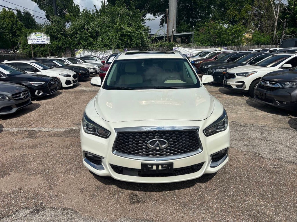 INFINITI QX60 Vehicle Full-screen Gallery Image 03