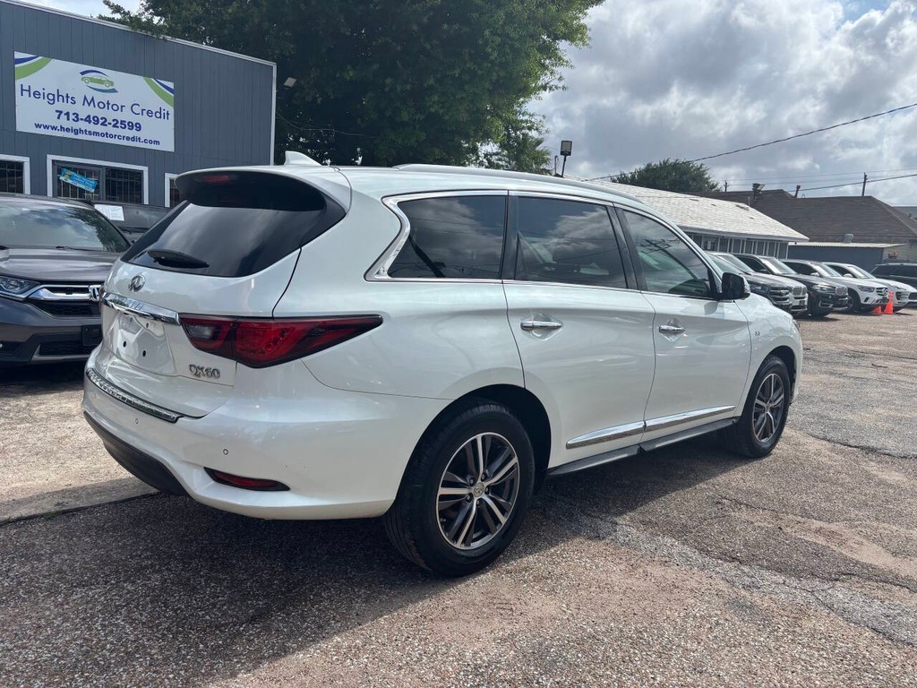 INFINITI QX60 Vehicle Full-screen Gallery Image 05