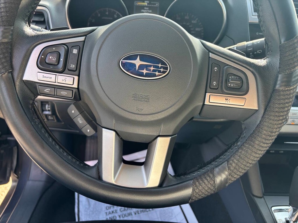 Subaru Outback Vehicle Full-screen Gallery Image 23