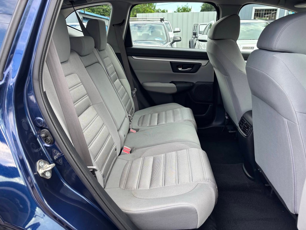 Honda CR-V Vehicle Full-screen Gallery Image 16
