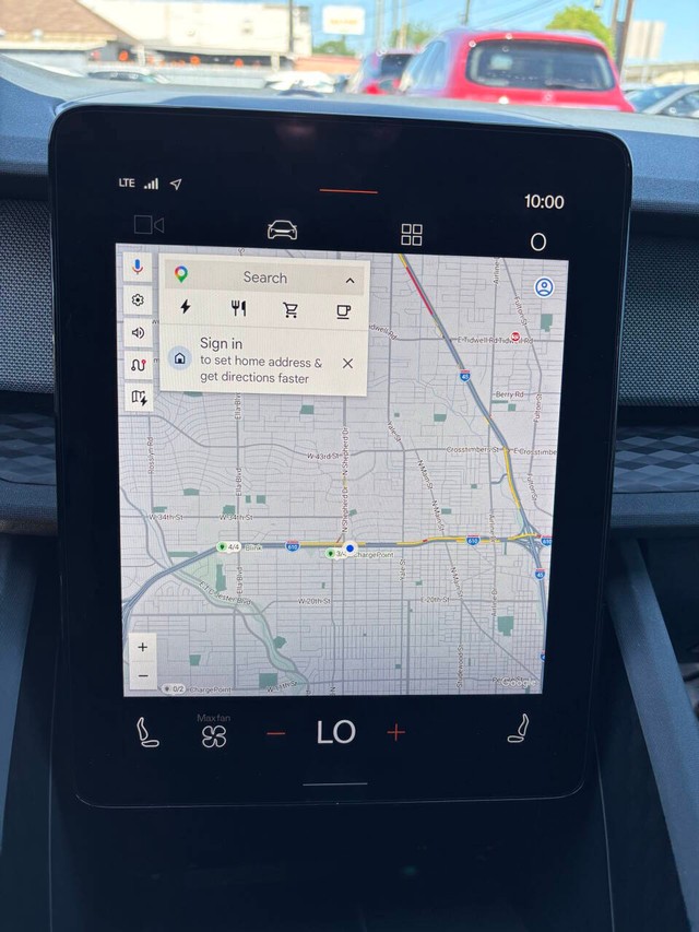 Polestar 2 Vehicle Full-screen Gallery Image 22
