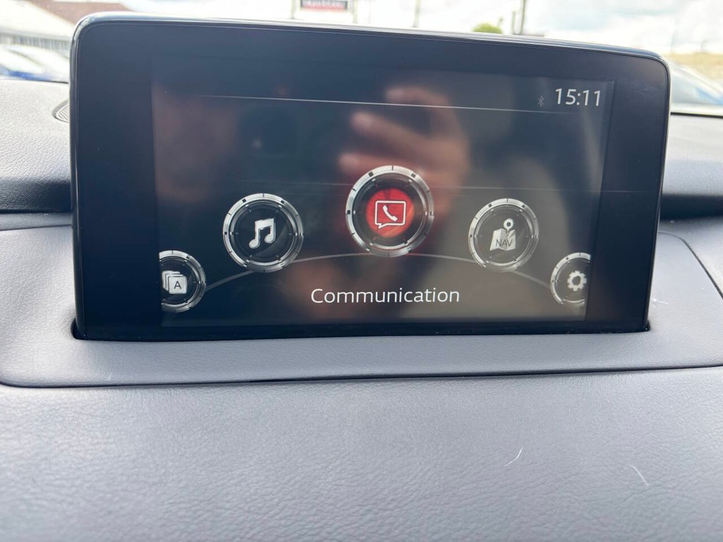 Mazda CX-9 Vehicle Full-screen Gallery Image 23