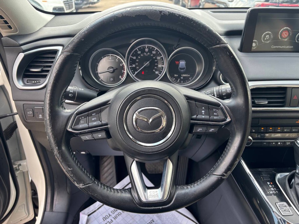 Mazda CX-9 Vehicle Full-screen Gallery Image 27