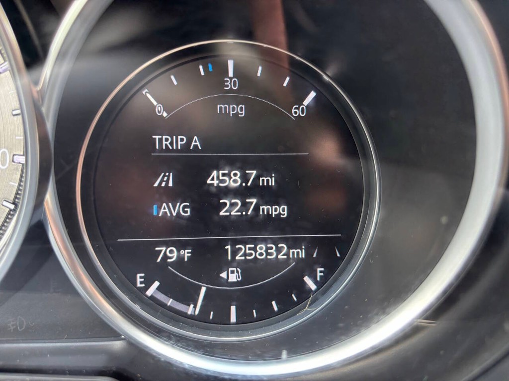 Mazda CX-9 Vehicle Full-screen Gallery Image 32
