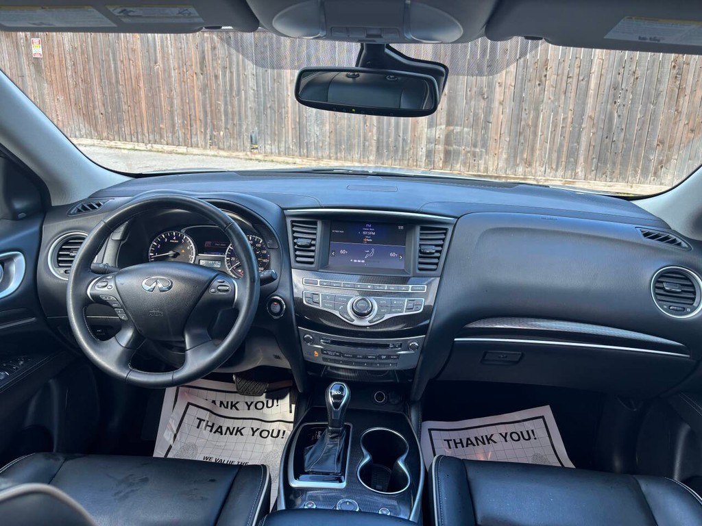 INFINITI QX60 Vehicle Full-screen Gallery Image 16