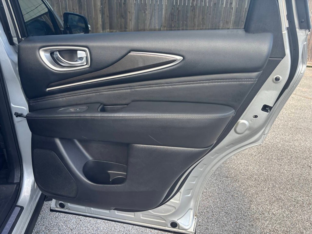 INFINITI QX60 Vehicle Full-screen Gallery Image 26