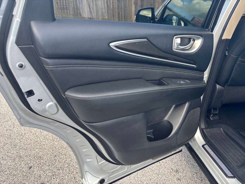 INFINITI QX60 Vehicle Full-screen Gallery Image 28