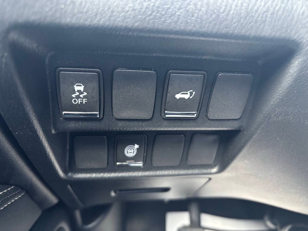 INFINITI QX60 Vehicle Full-screen Gallery Image 31