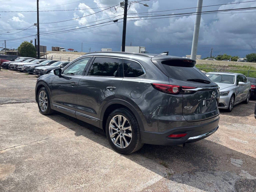 Mazda CX-9 Vehicle Full-screen Gallery Image 04