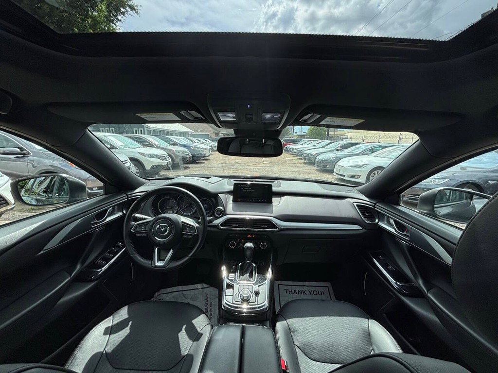 Mazda CX-9 Vehicle Full-screen Gallery Image 20